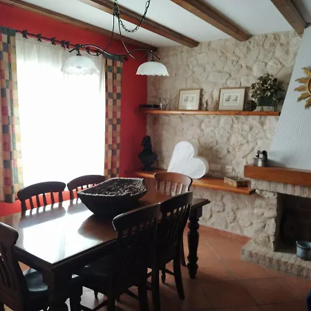 Esenzia Rural Dom wakacyjny Aguilafuente